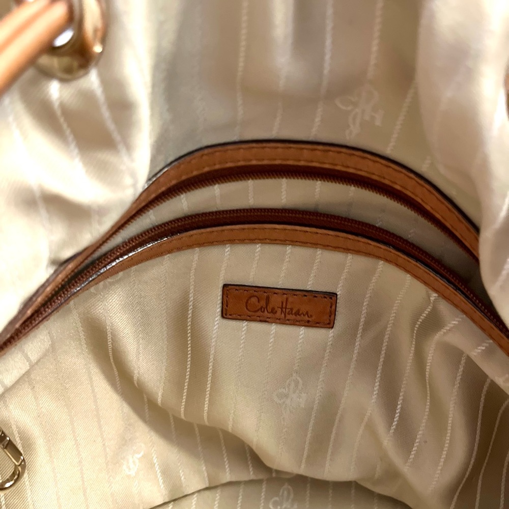 Cole Haan authentic unique basket weave bag - Picture 3 of 7